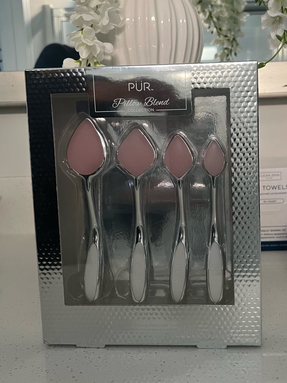 PÜR Pillow Blend Pink Facial Brush Set